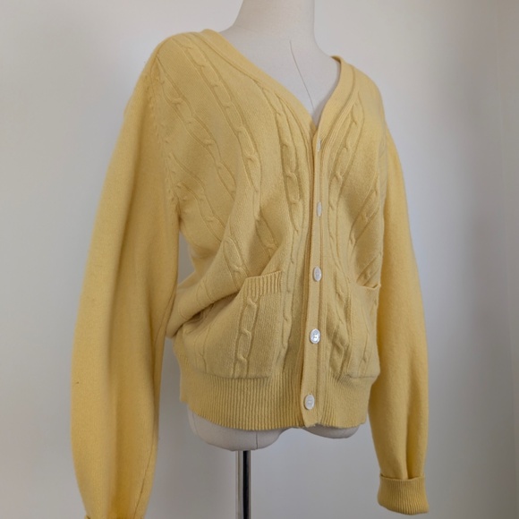 90s Pure Virgin Wool Cardigan Cable Knit Button Up Long Sleeve V-neck Butter - Picture 11 of 12